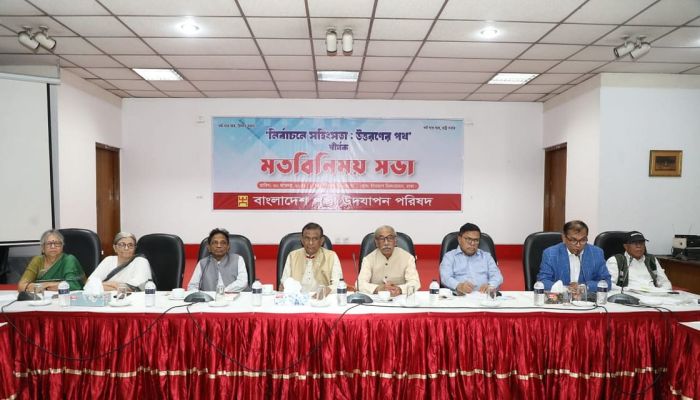 সংখ্যালঘুবিরোধী অনেকেই মনোনয়ন পেয়েছেন: সুলতানা কামাল